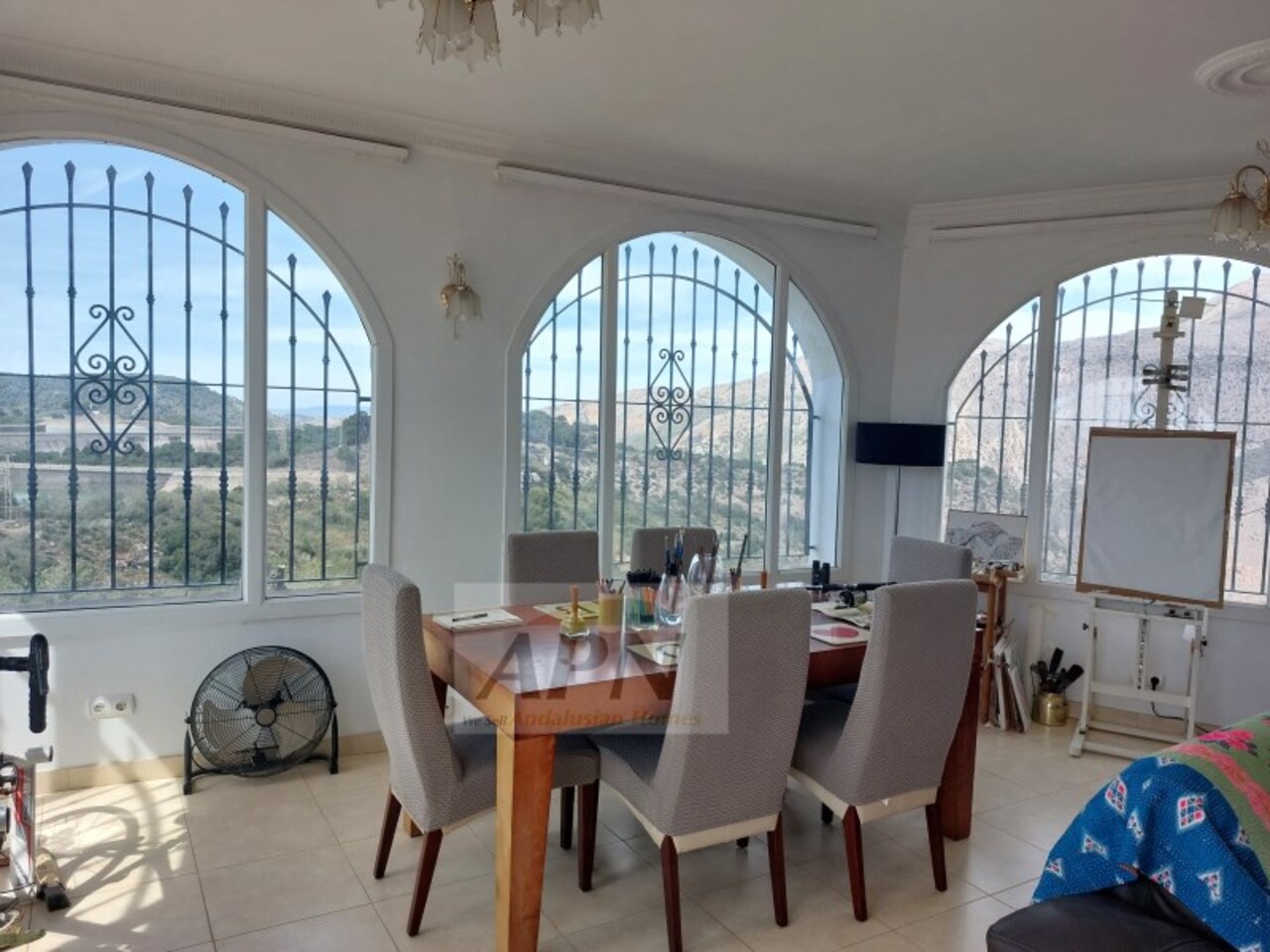 4 Bedroom Country House for Sale in Ardales