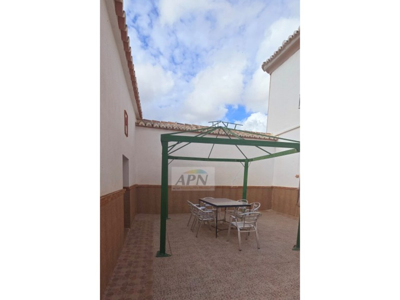 Property Image 4 Property Image 4